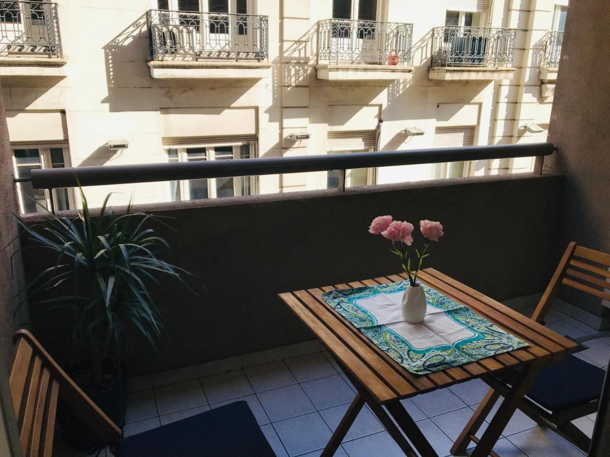 Apartamento Centrico Y Moderno Con Balcon, Piscina, Gimnasio Y Laundry Buenos Aires Exterior photo